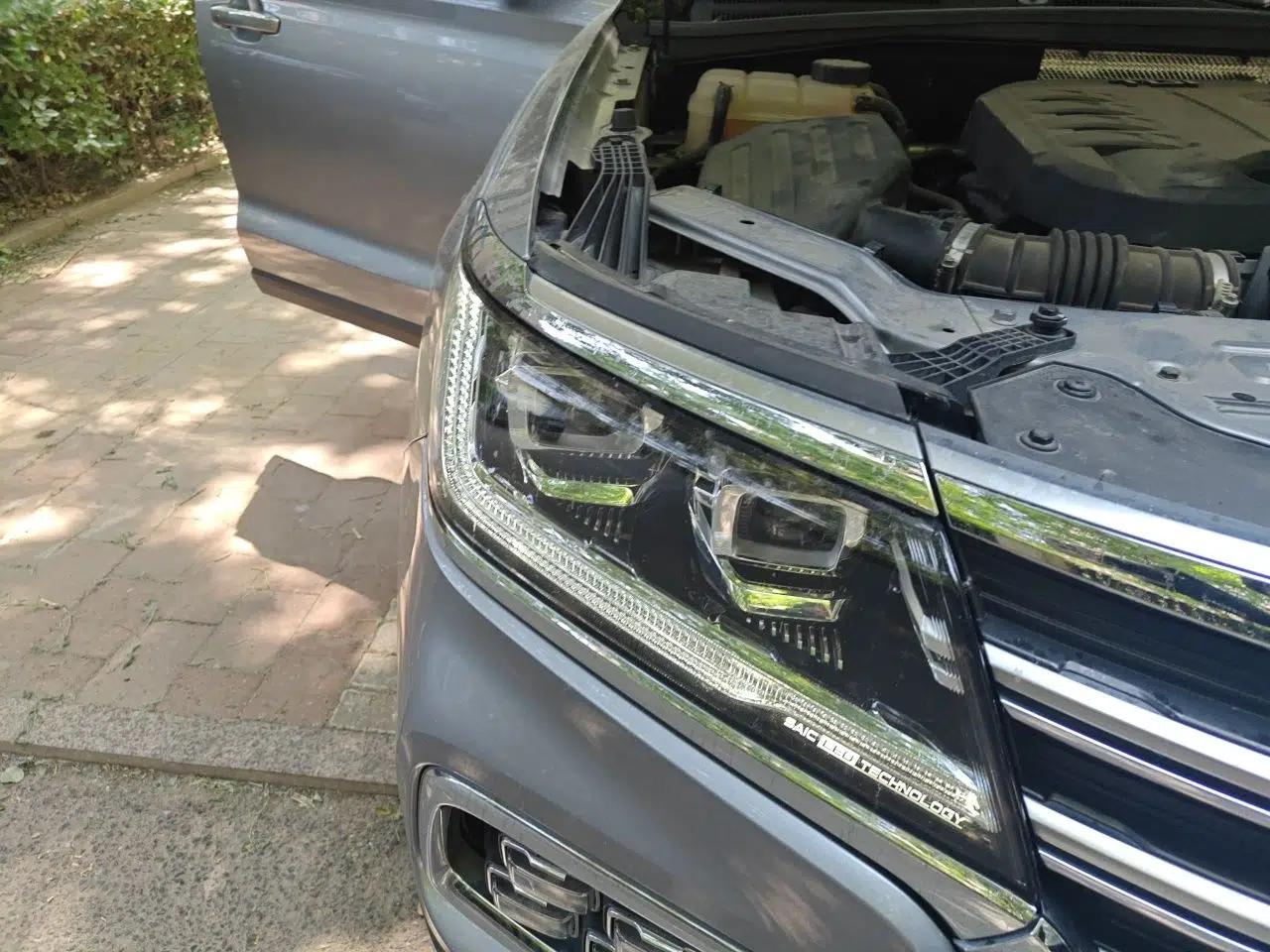 Roewe RX8 2018 30T Smart Connectivity Two-Wheel Drive Supreme Edition — миниатюра 7