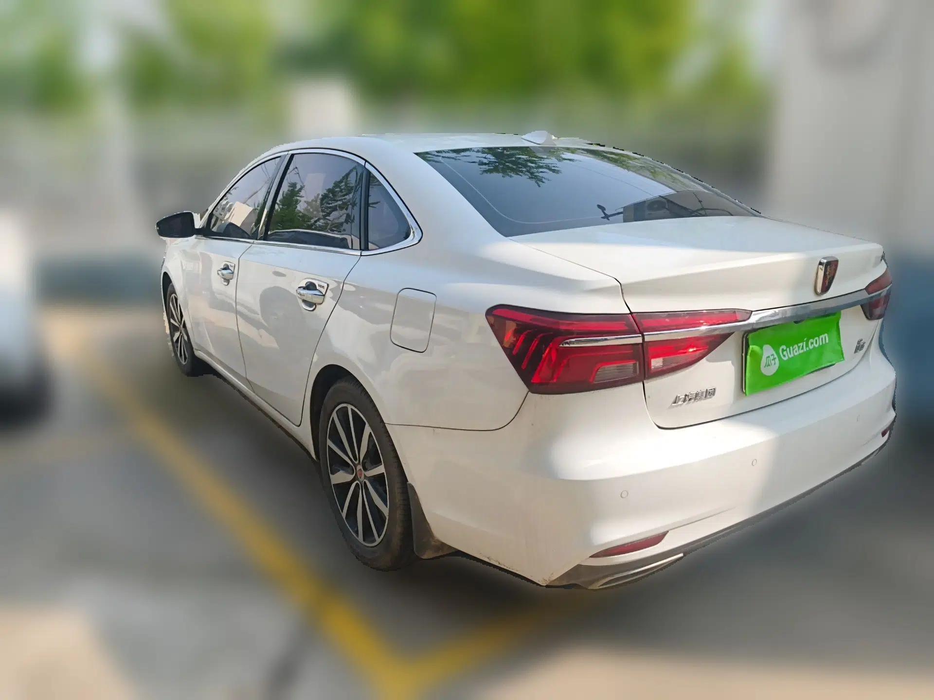 Roewe i6 2018 20T Automatic Flagship Edition — миниатюра 3