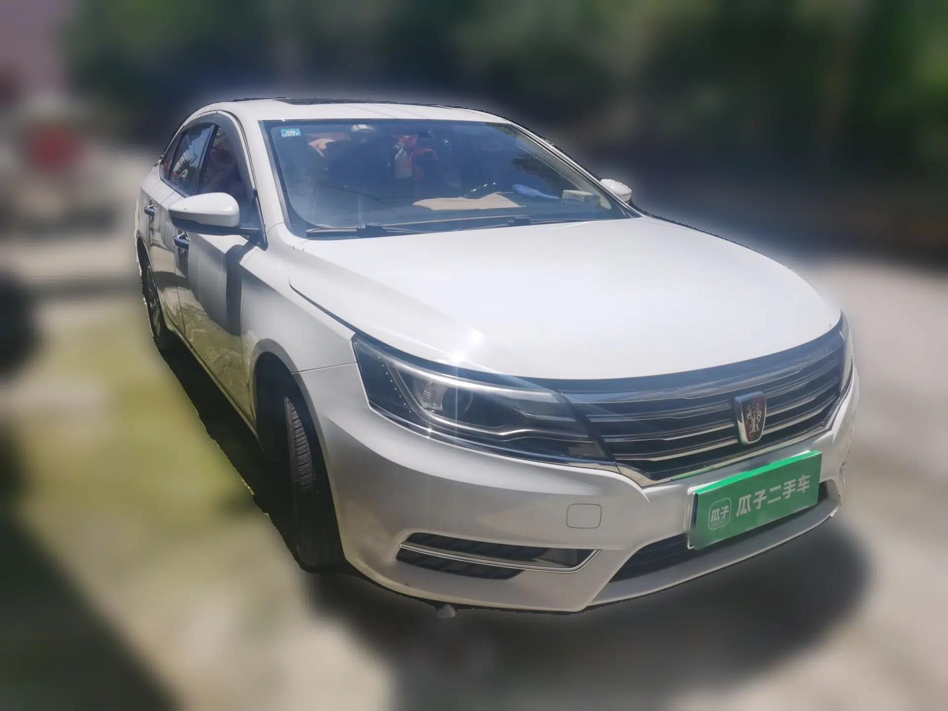 Roewe i6 2017 16T Automatic Connected Smart Edition — миниатюра 3