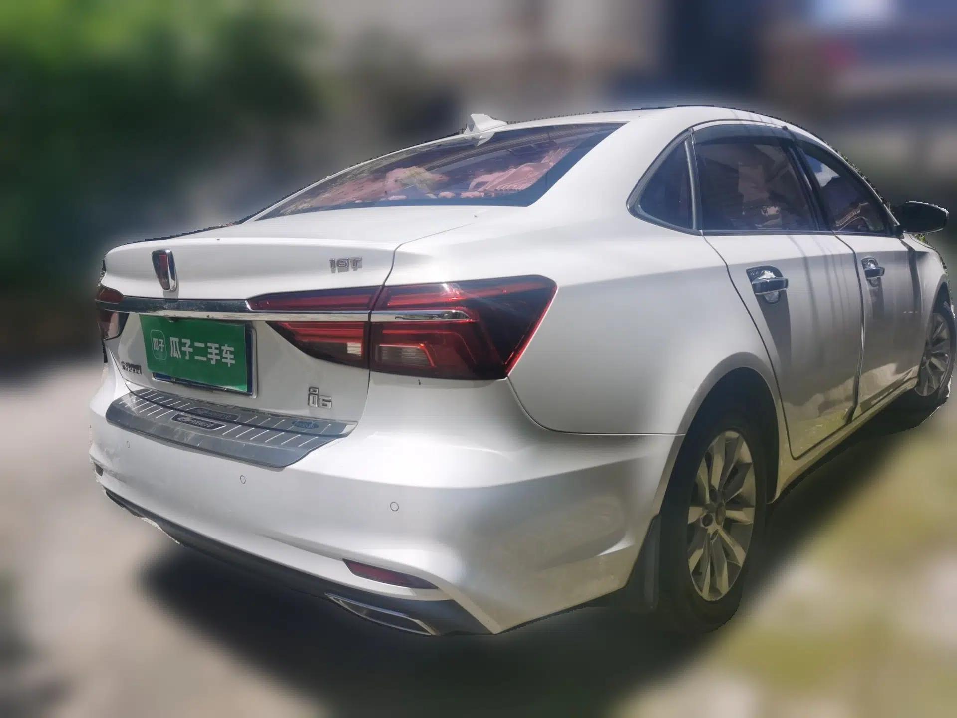 Roewe i6 2017 16T Automatic Connected Smart Edition — миниатюра 6