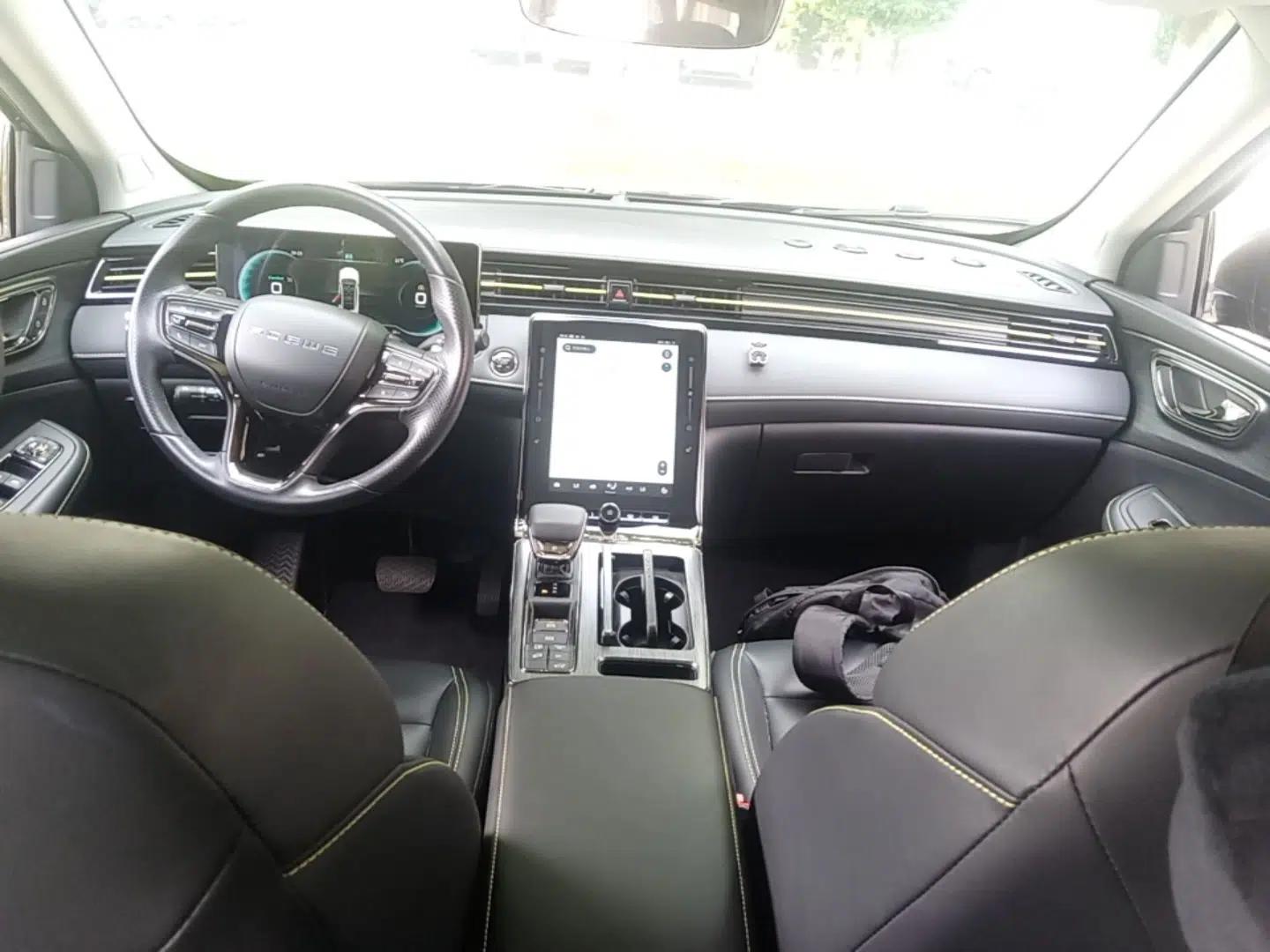 Roewe RX5 New Energy 2021 ePLUS National Trend Ronglin Luxury Edition — миниатюра 13