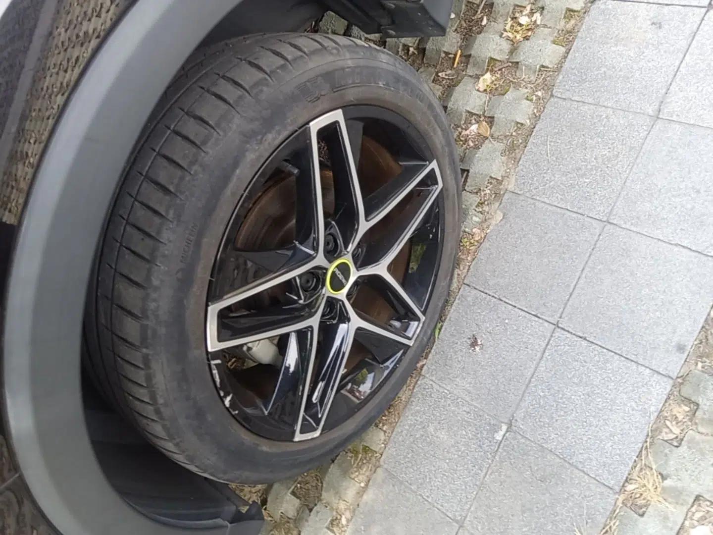 Roewe RX5 New Energy 2021 ePLUS National Trend Ronglin Luxury Edition — миниатюра 8