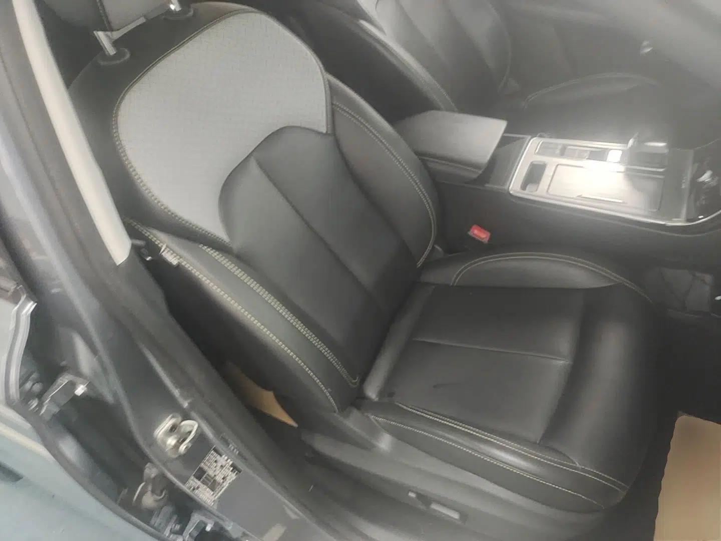 Roewe RX5 New Energy 2020 ePLUS National Trend Ronglin Flagship Edition — миниатюра 23