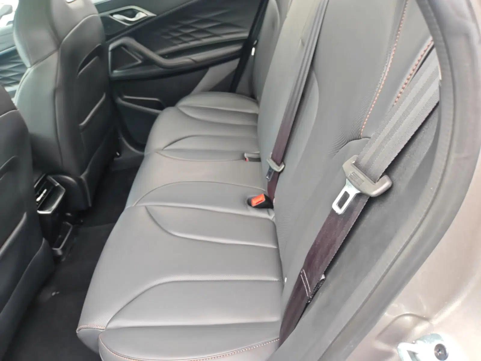 Roewe RX5 New Energy 2023 eRX5 Ultra-Hybrid Comfort Edition — миниатюра 20