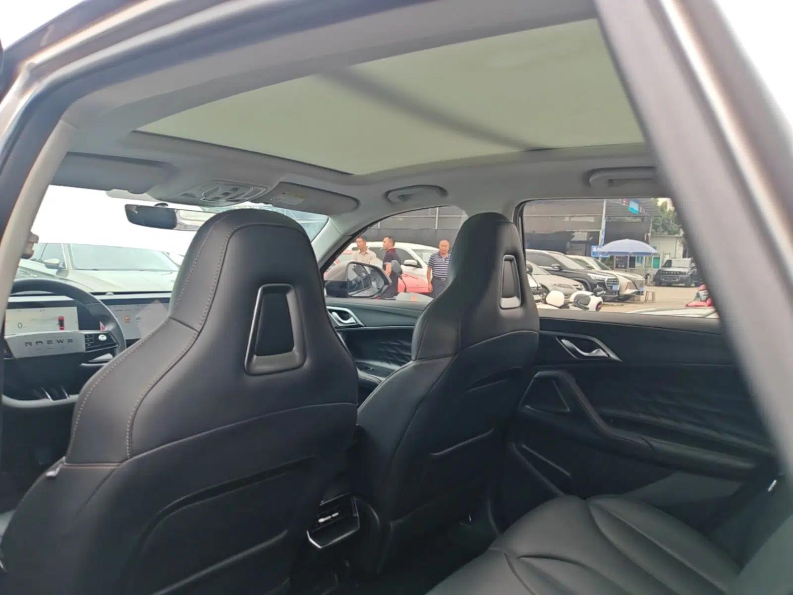 Roewe RX5 New Energy 2023 eRX5 Ultra-Hybrid Comfort Edition — миниатюра 21