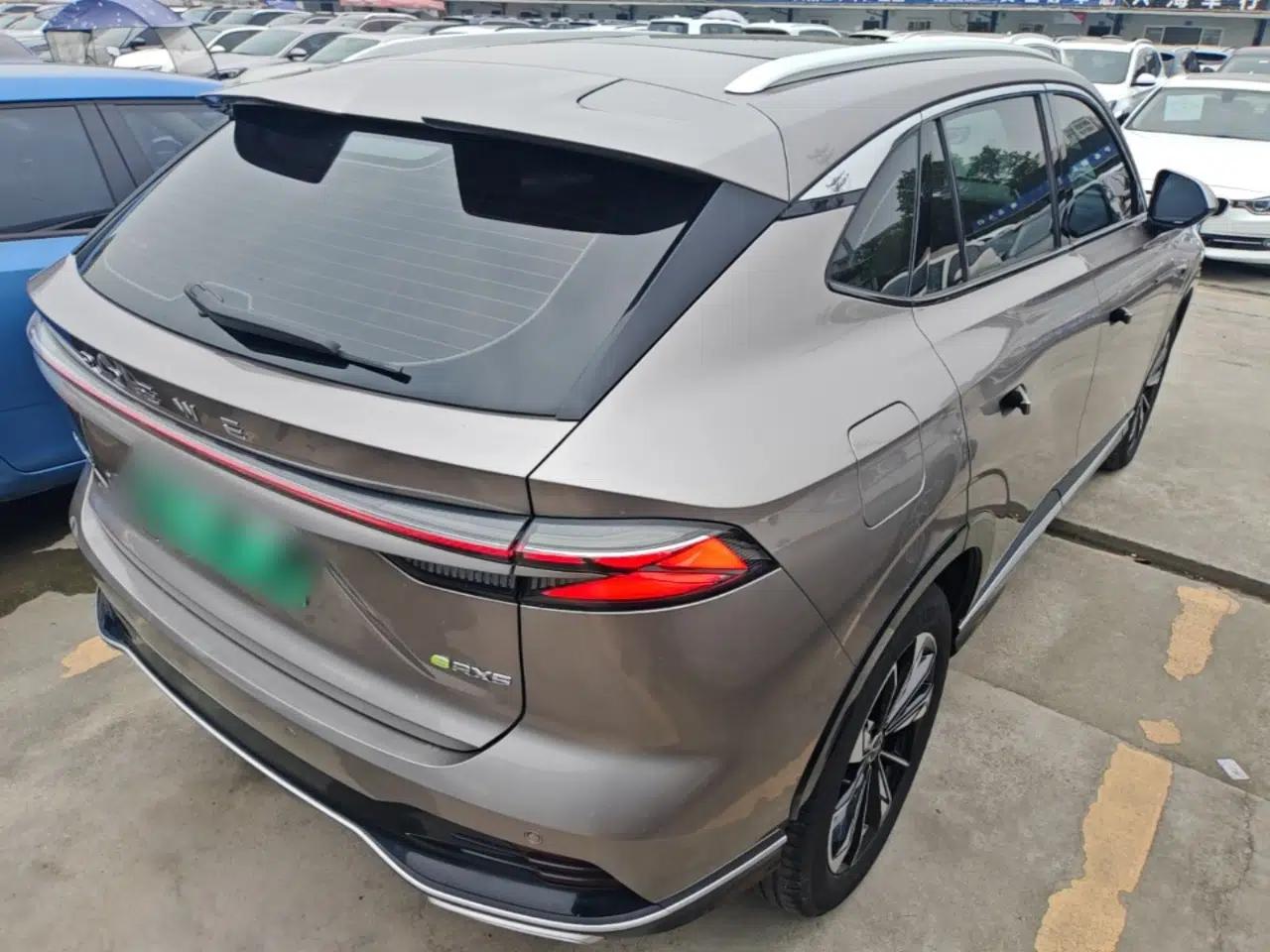 Roewe RX5 New Energy 2023 eRX5 Ultra-Hybrid Comfort Edition — миниатюра 6