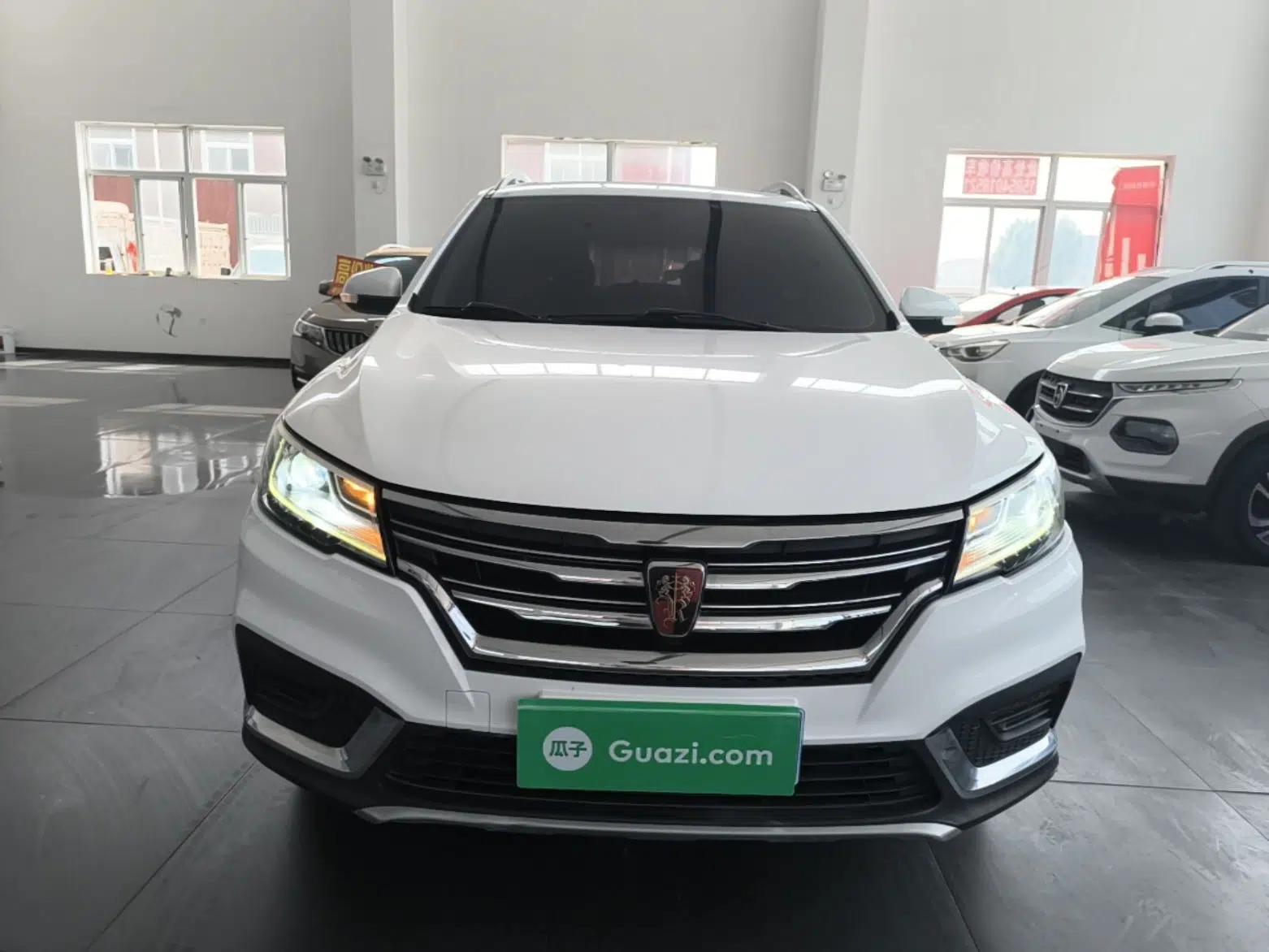 Roewe RX3 2020 1.6L CVT 4G Connected Ultra-Fun Elite Edition — миниатюра 2
