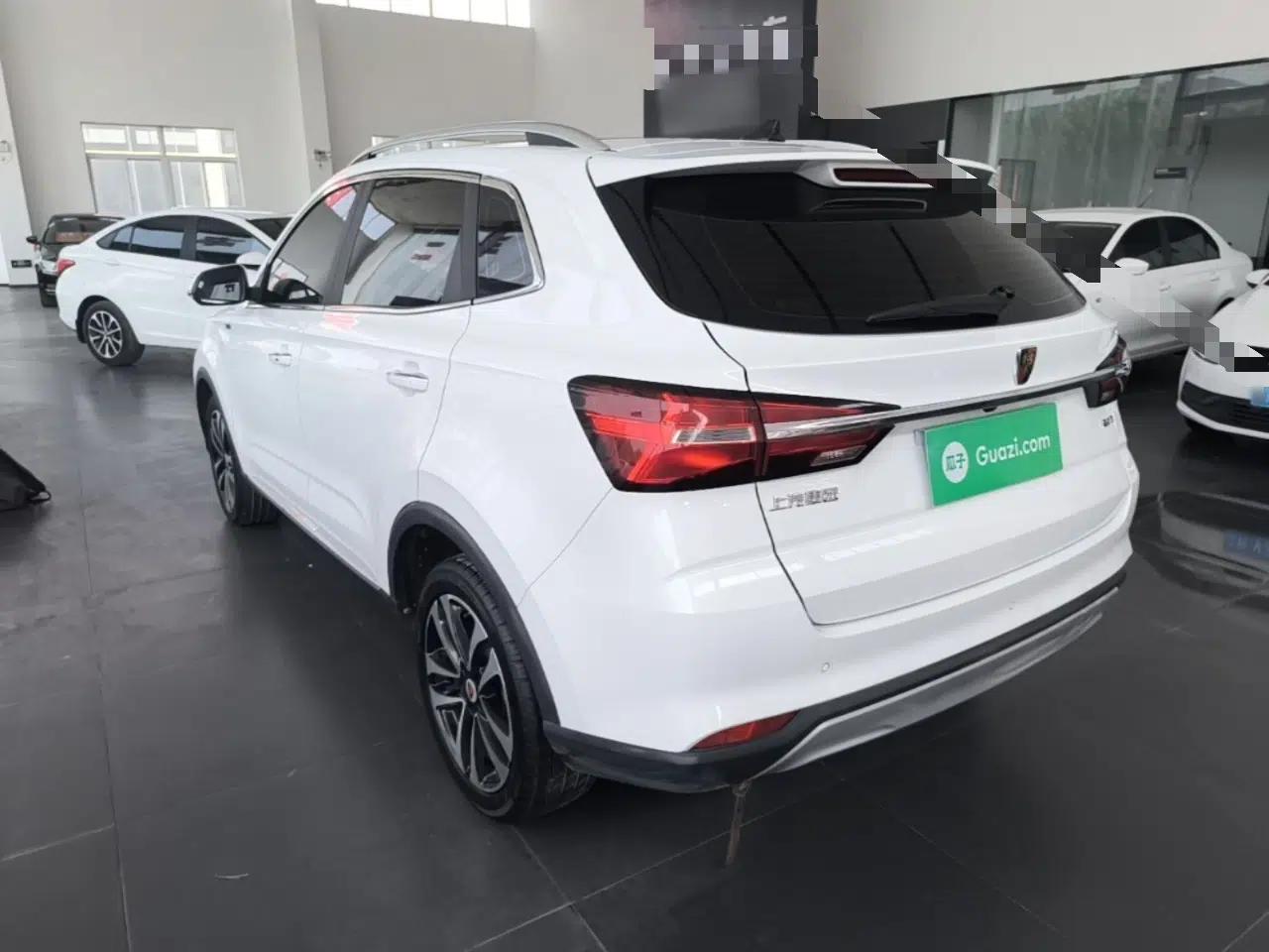 Roewe RX3 2020 1.6L CVT 4G Connected Ultra-Fun Elite Edition — миниатюра 7