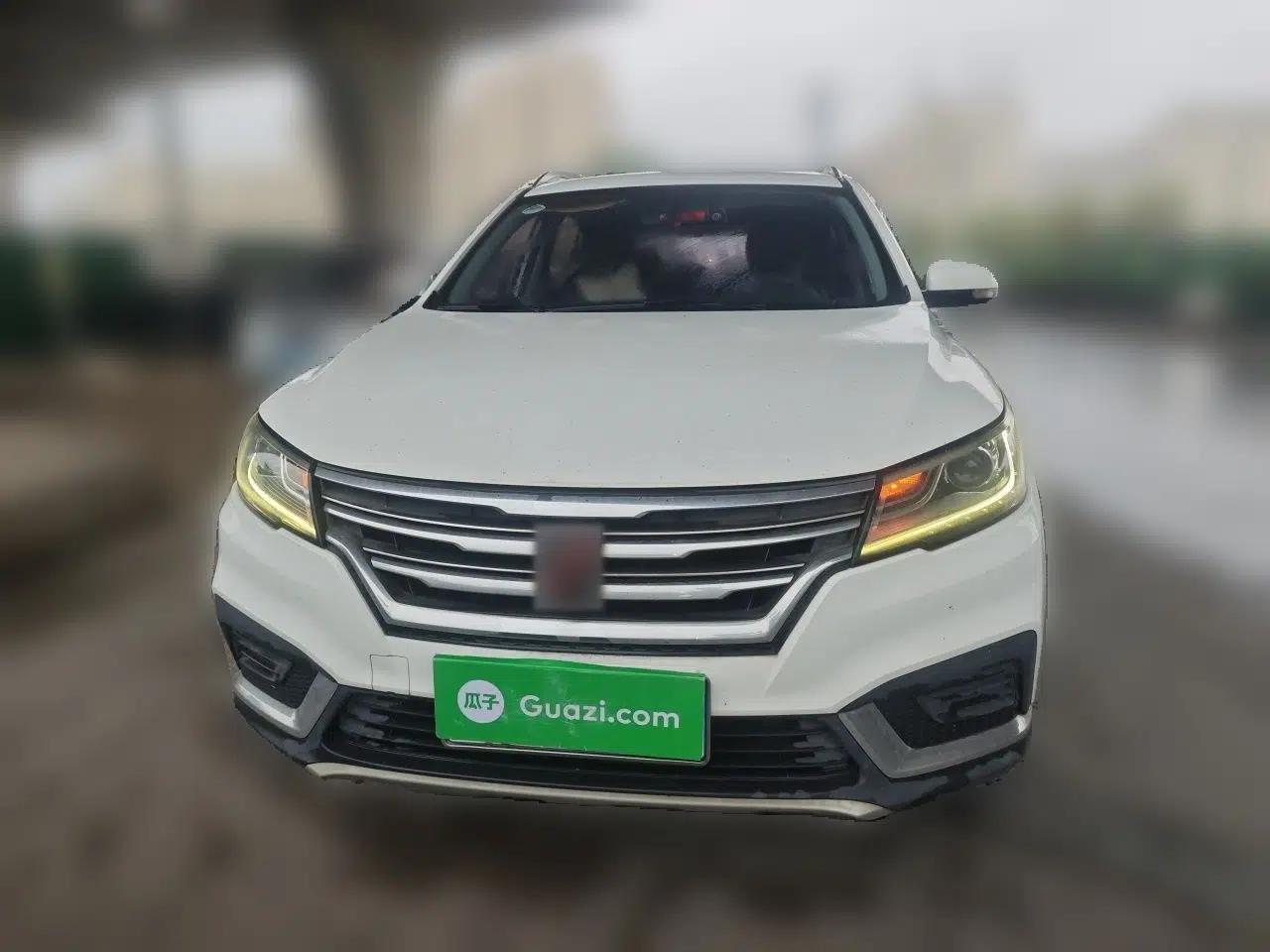 Roewe RX3 2018 1.6L CVT Flagship Edition — миниатюра 2