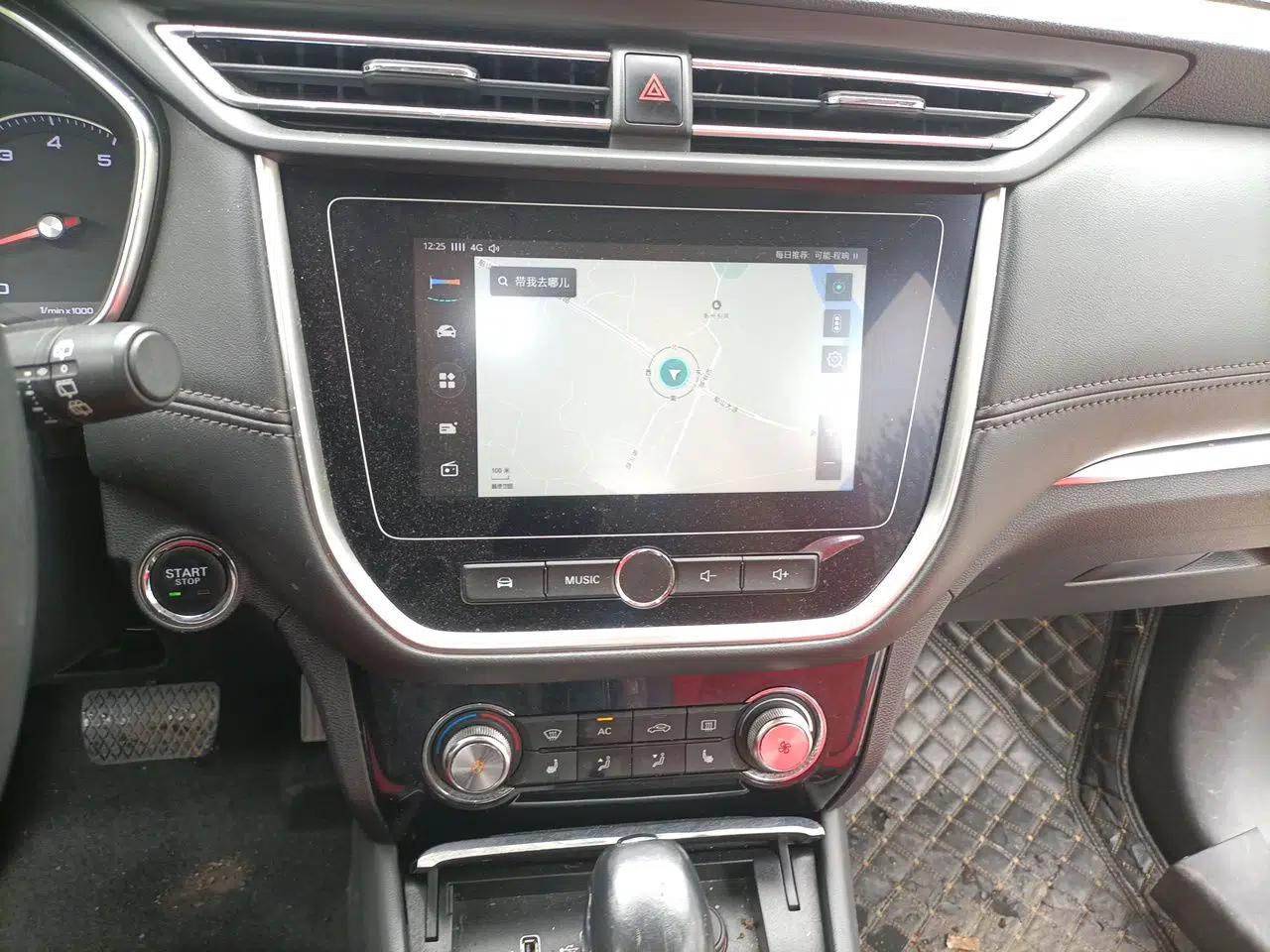 Roewe RX3 2018 1.6L CVT Flagship Edition — миниатюра 14