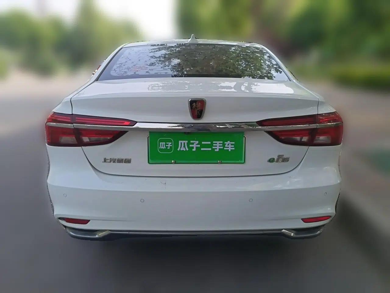Roewe i6 New Energy 2017 45T Hybrid Connect & Smart Enjoyment Edition — миниатюра 5