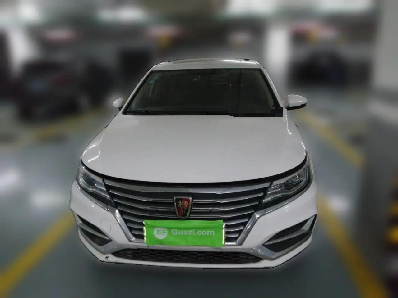 Roewe i6 New Energy 2019 PLUS 50T Internet Glory Flagship Edition — миниатюра 2
