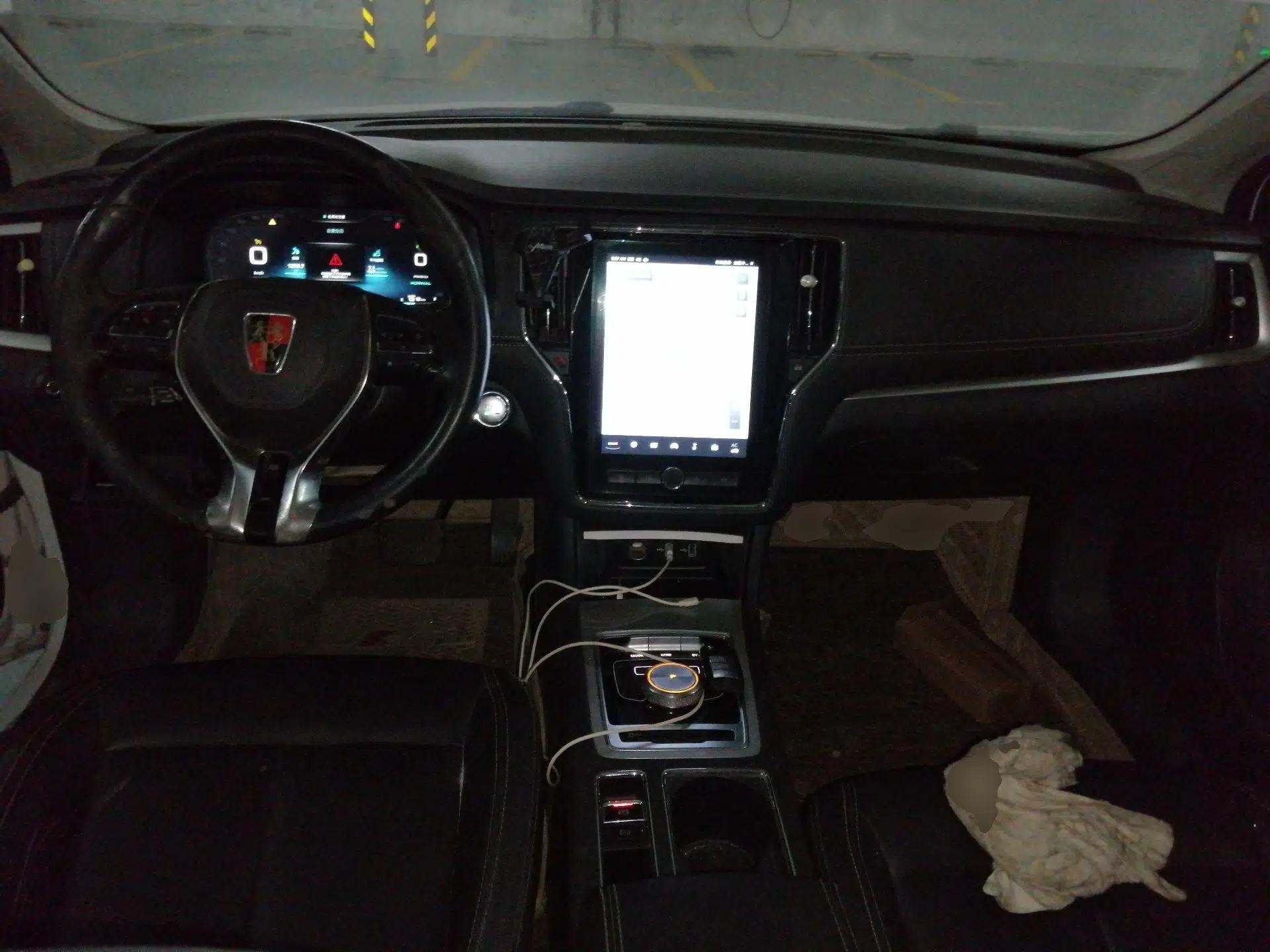 Roewe i6 New Energy 2019 PLUS 50T Internet Glory Flagship Edition — миниатюра 10