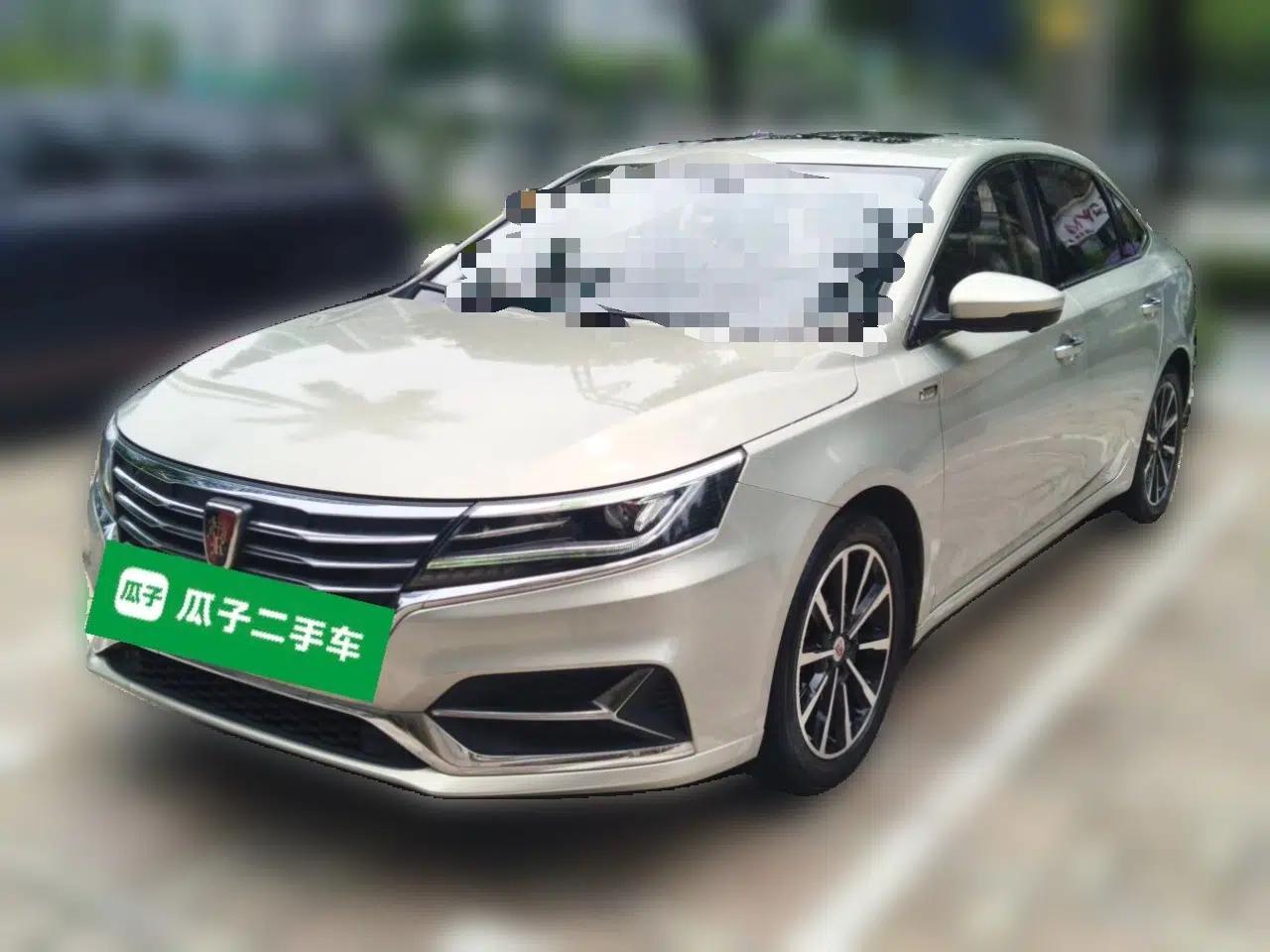 Roewe i6 New Energy 2017 45T Hybrid Connective Smart Luxury Edition — миниатюра 1