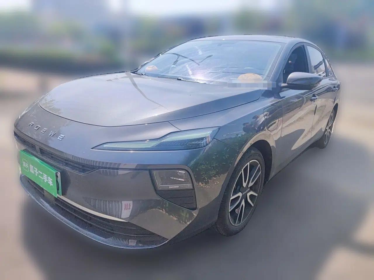 Roewe D6 2025 520km Luxury Edition — миниатюра 1