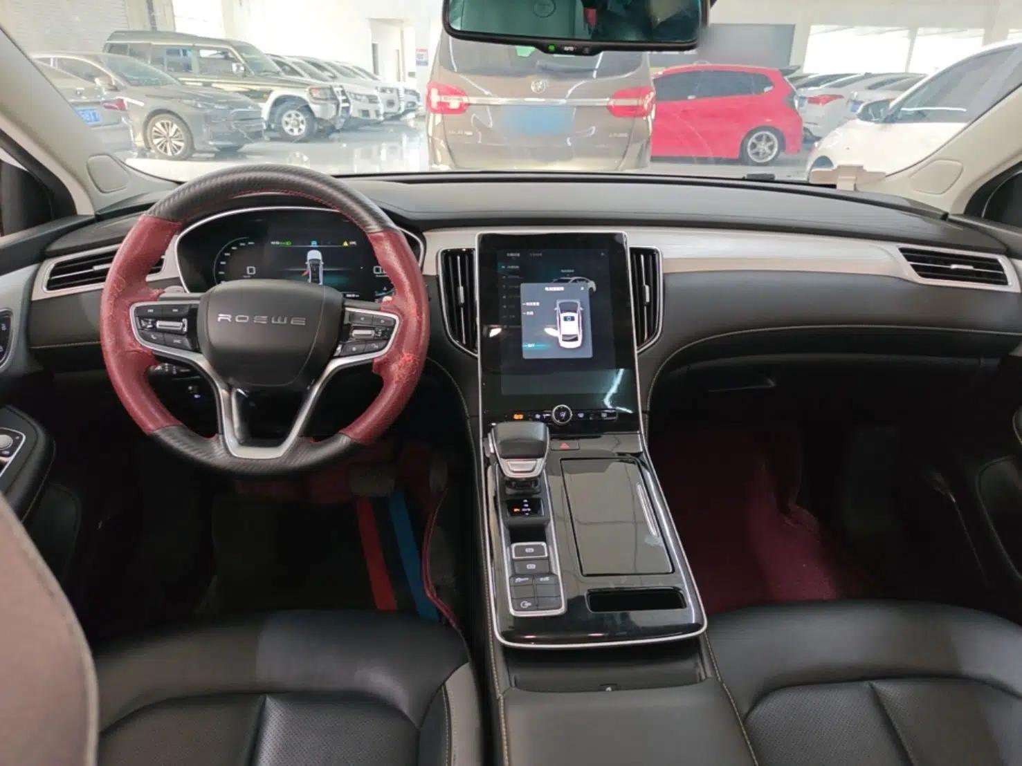 Roewe i6 MAX 2020 300TGI Automatic Supreme Edition with Cool Sunroof and Advanced Driving Features — миниатюра 13