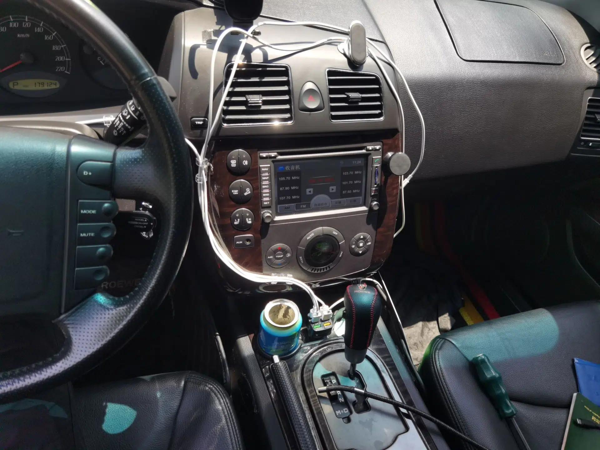 Roewe W5 2013 1.8T 4WD Automatic High-End Model — миниатюра 14