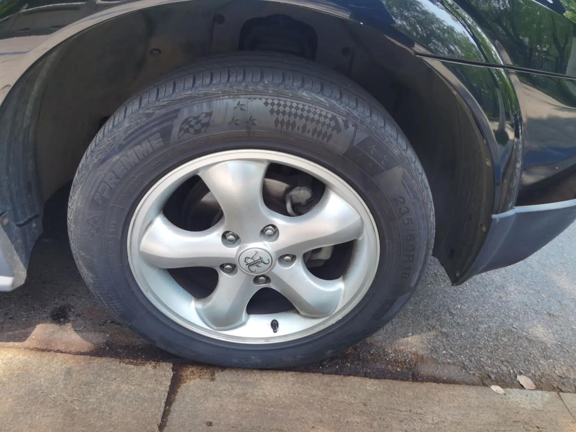 Roewe W5 2013 1.8T 4WD Automatic High-End Model — миниатюра 8