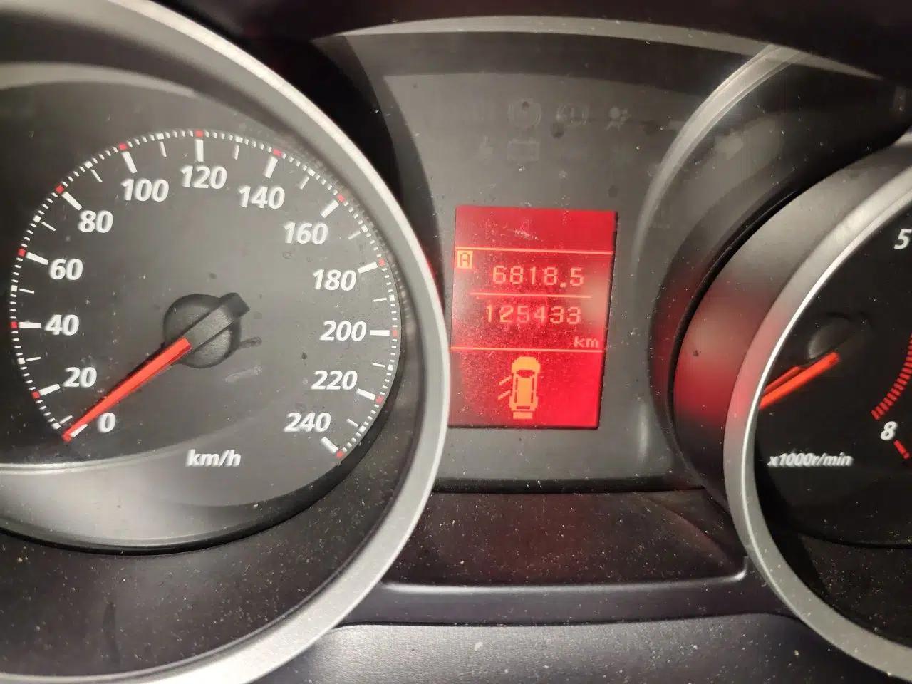 Mitsubishi Lancer EX 2012 Chasing Edition 1.8L CVT Luxury Model — миниатюра 13
