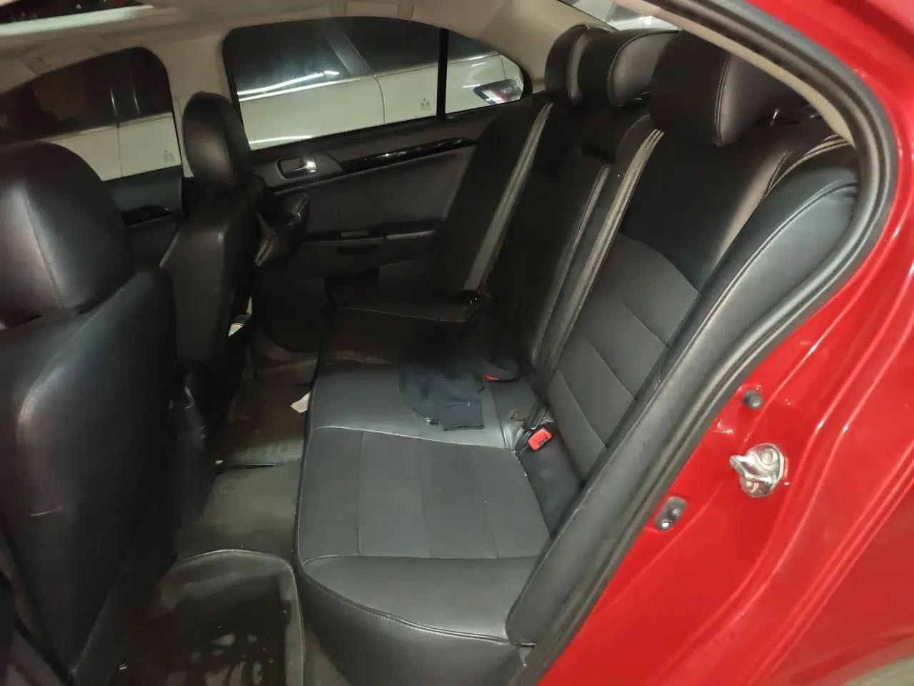 Mitsubishi Lancer EX 2012 Chasing Edition 1.8L CVT Luxury Model — миниатюра 18