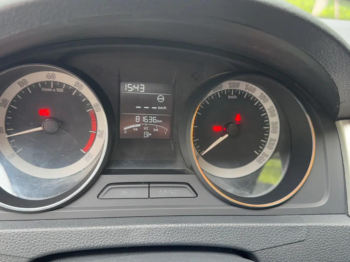 Skoda Rapid Spaceback 2018 1.6L Manual Comfort Edition — миниатюра 14