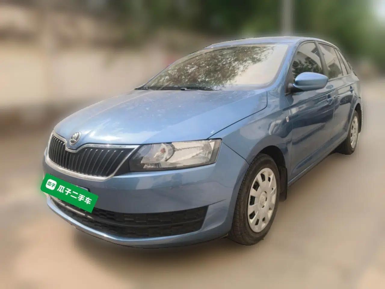 Skoda Rapid Spaceback 2014 1.6L Automatic Enjoyment Edition — миниатюра 1