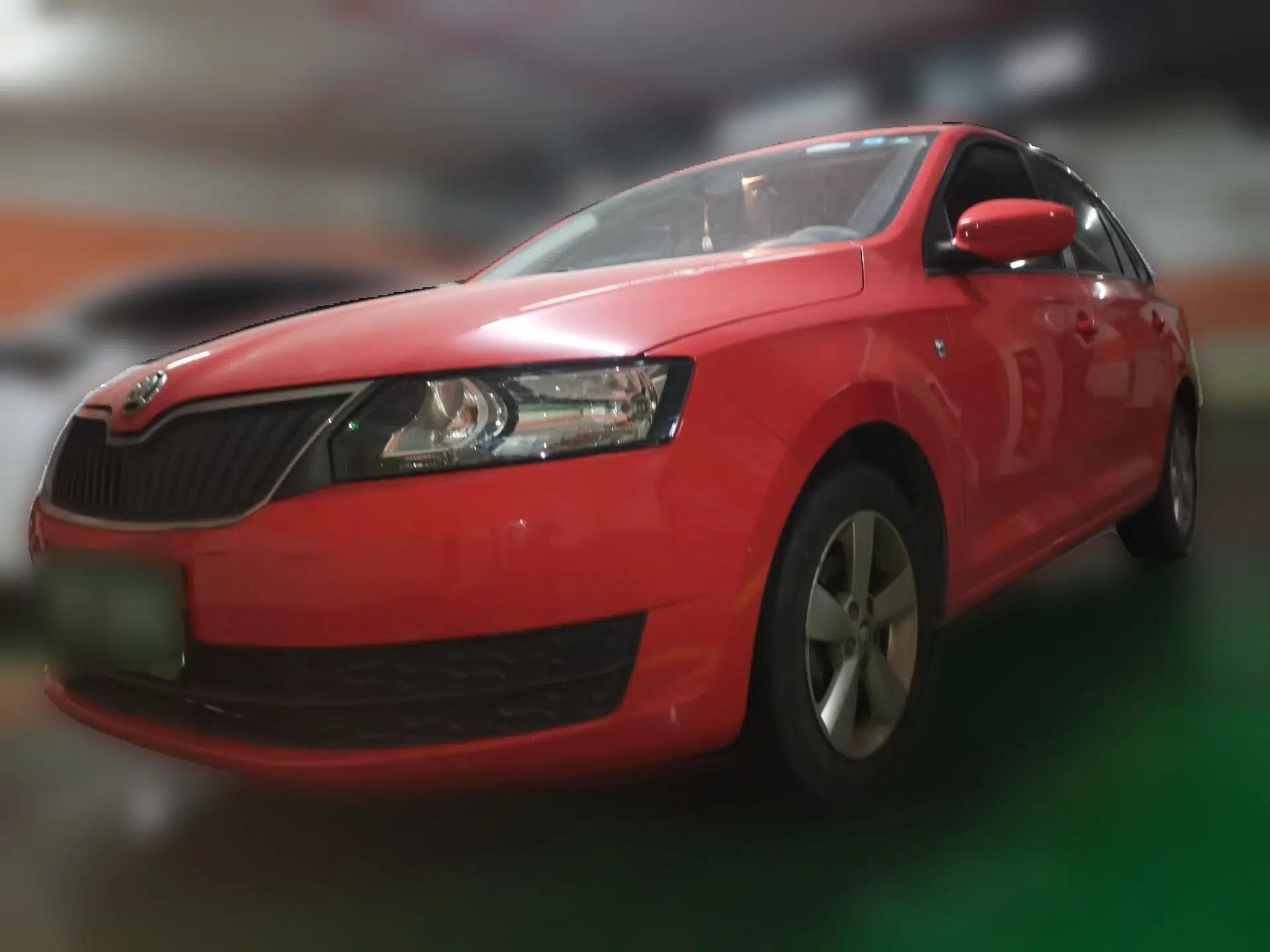 Skoda Rapid Spaceback 2016 Revised Version 1.6L Automatic Front-Drive Edition — миниатюра 1