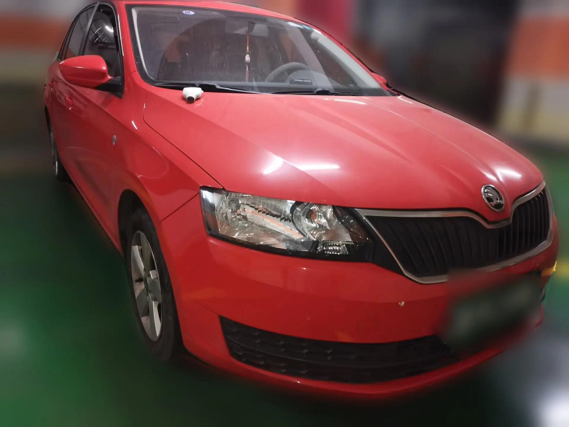 Skoda Rapid Spaceback 2016 Revised Version 1.6L Automatic Front-Drive Edition — миниатюра 3