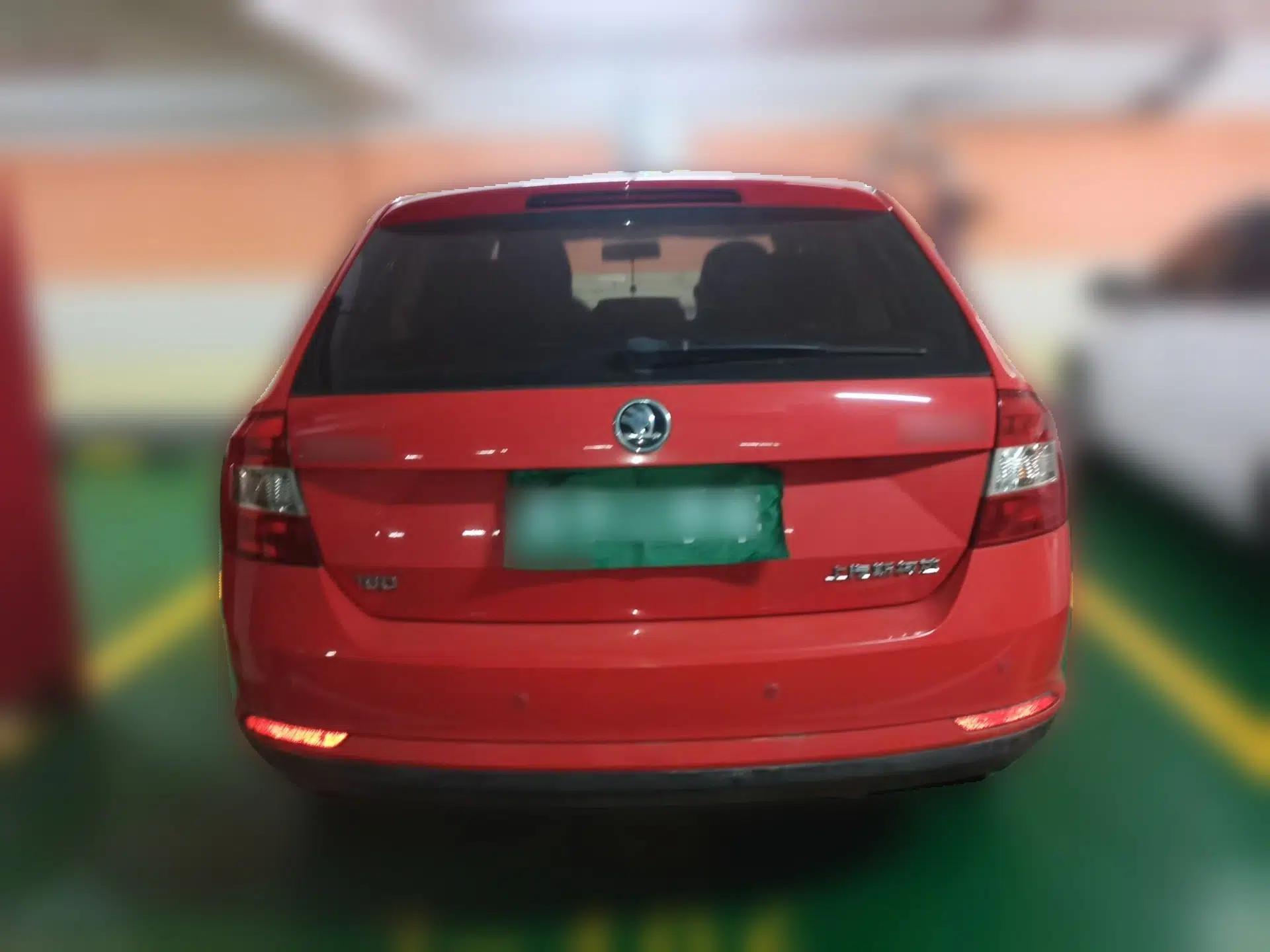 Skoda Rapid Spaceback 2016 Revised Version 1.6L Automatic Front-Drive Edition — миниатюра 5