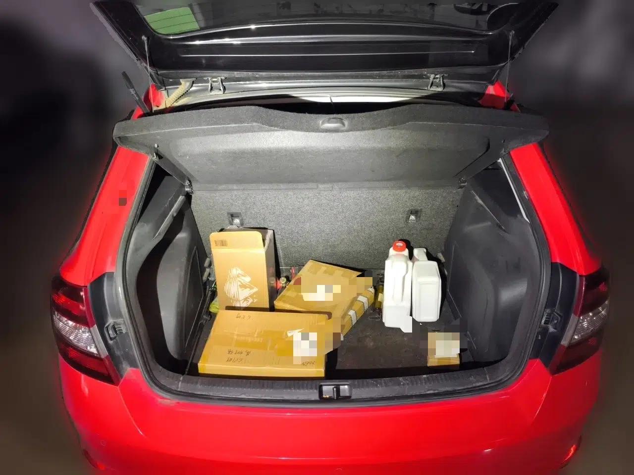 Skoda Rapid Spaceback 2014 1.6L Automatic Enjoyment Edition — миниатюра 20