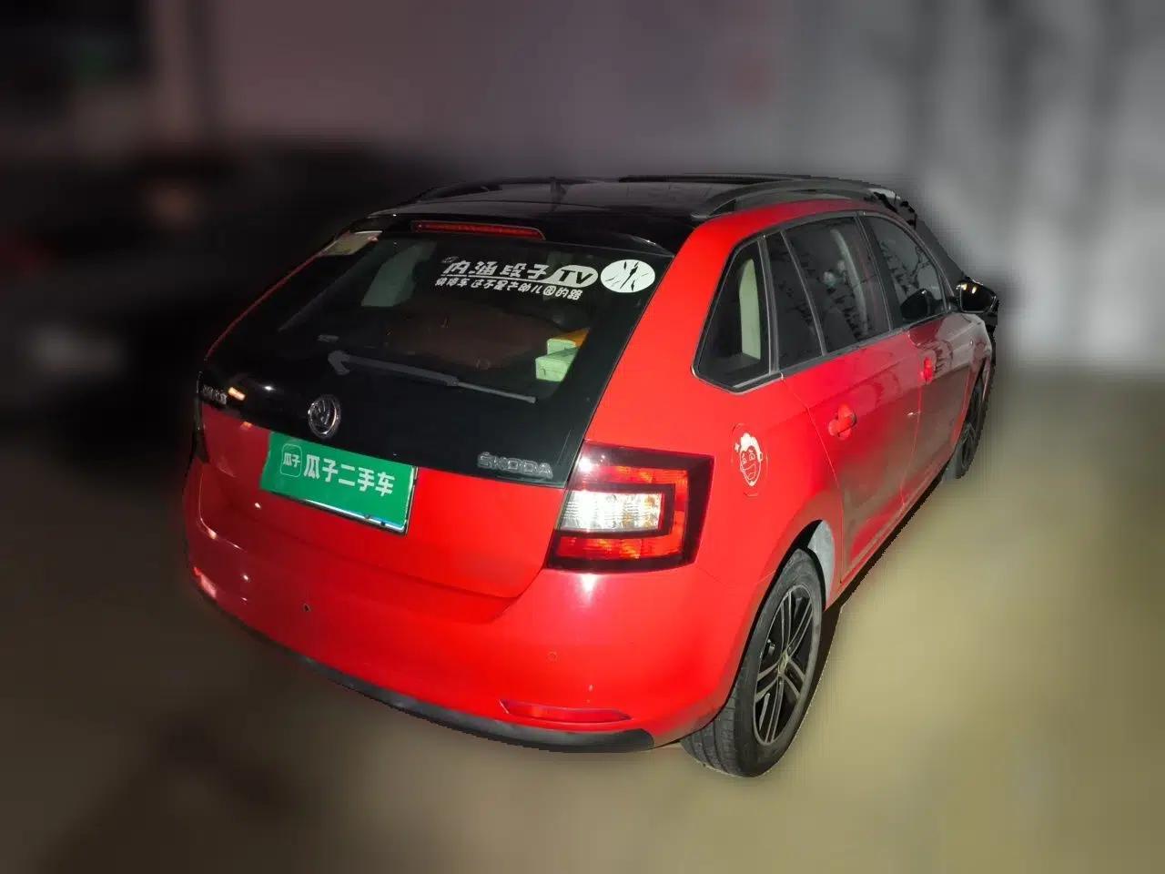 Skoda Rapid Spaceback 2014 1.6L Automatic Enjoyment Edition — миниатюра 6