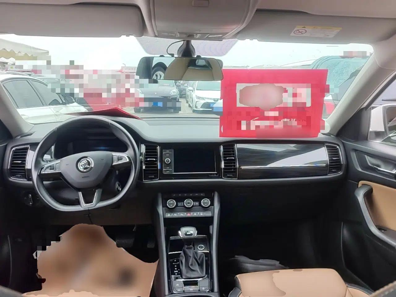 Skoda Kodiaq GT 2019 TSI330 Two-Wheel-Drive Luxury Edition China VI Standard — миниатюра 13