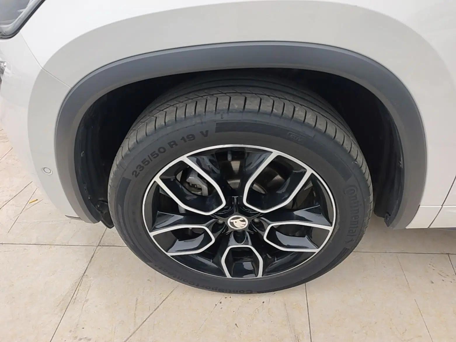 Skoda Kodiaq GT 2019 TSI330 Two-Wheel-Drive Luxury Edition China VI Standard — миниатюра 8
