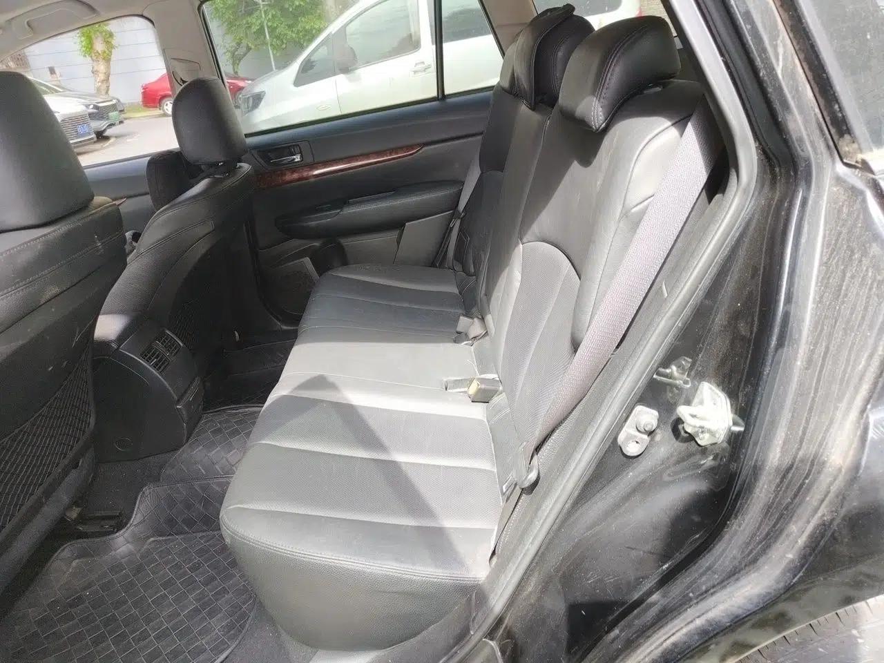 Subaru Outback 2011 2.5i Luxury Navigation Edition — миниатюра 18
