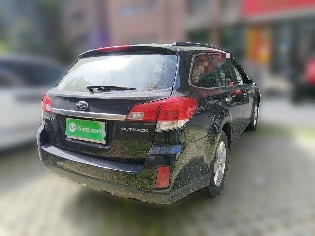 Subaru Outback 2011 2.5i Luxury Navigation Edition — миниатюра 6