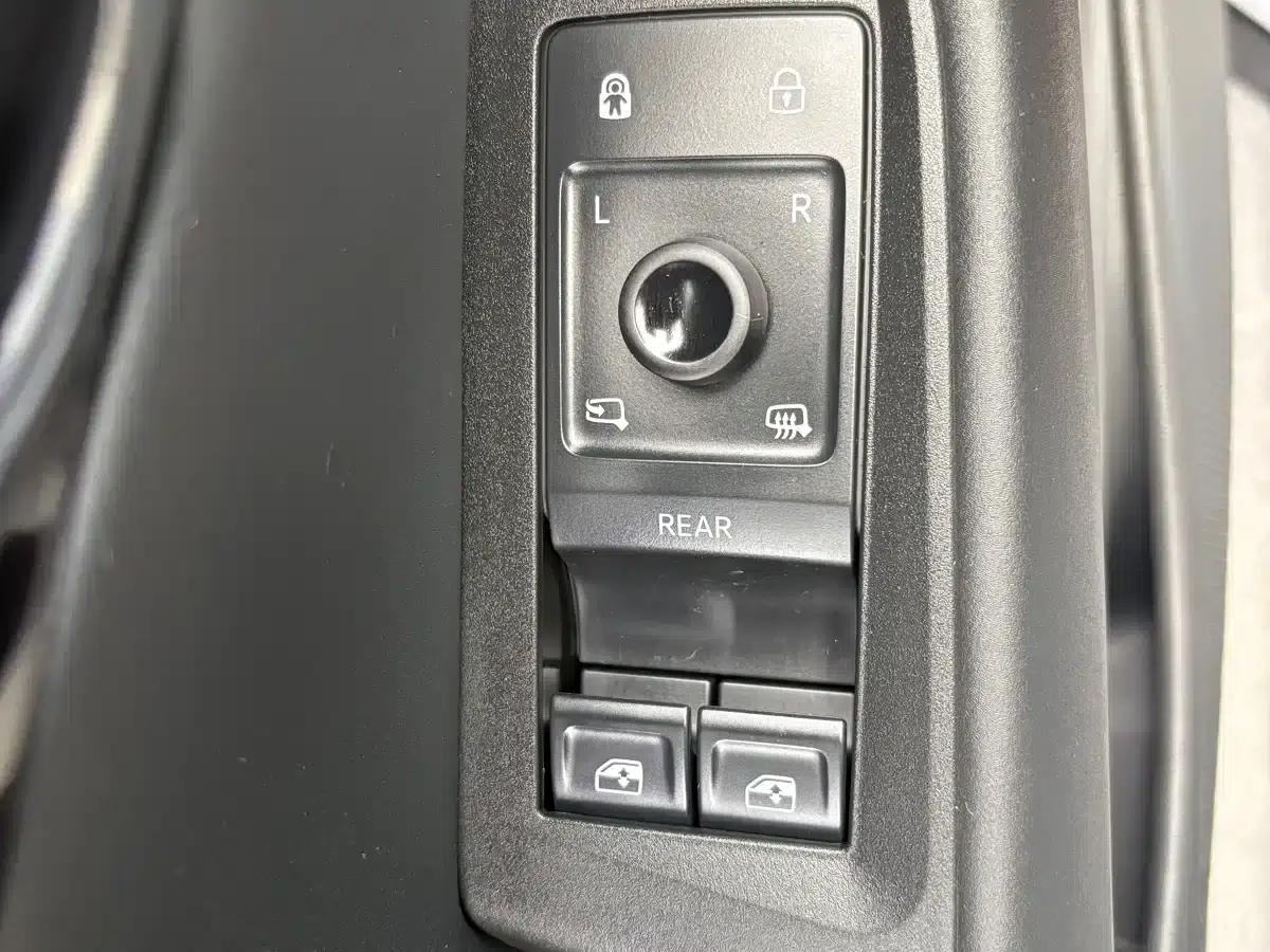 VW 06 2024 Facelift Pro Long Range Edition — миниатюра 5