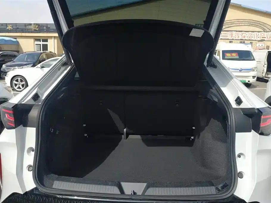 VW 06 2024 Facelift Pro Long Range Edition — миниатюра 4