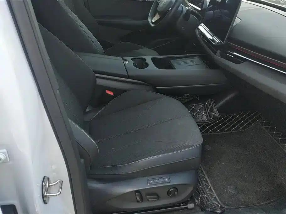VW 06 2024 Facelift Pro Long Range Edition — миниатюра 8