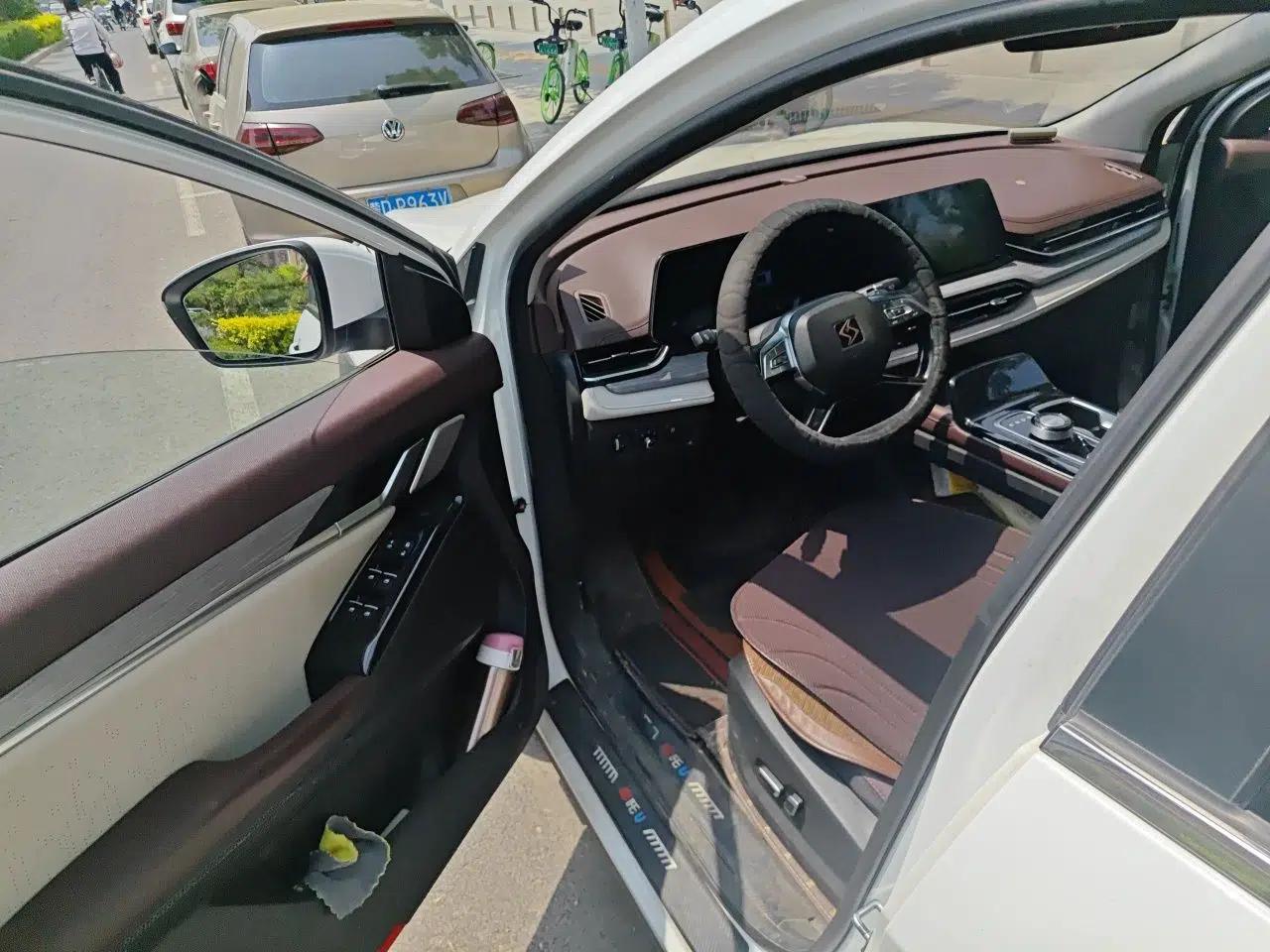 SOL QX 2021 300T DCT Prestige Smart Connectivity Version — миниатюра 17