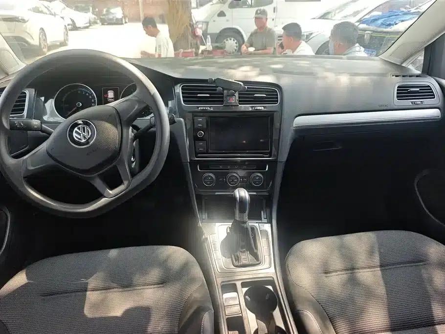 2020 Golf EV — миниатюра 12