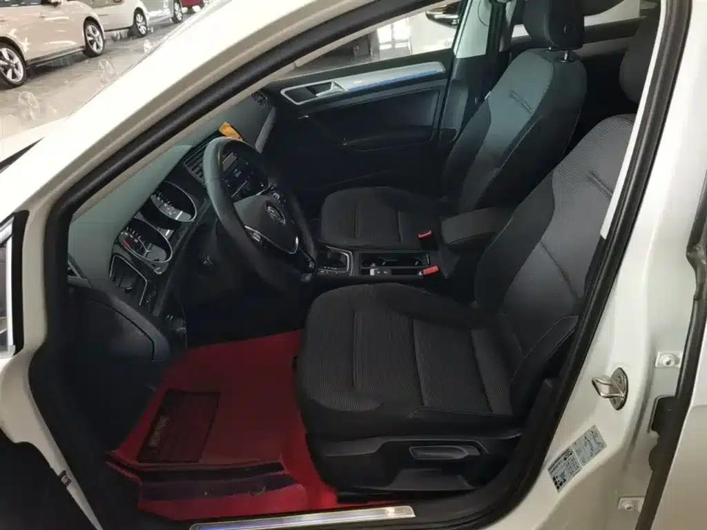 2020 Golf EV — миниатюра 15