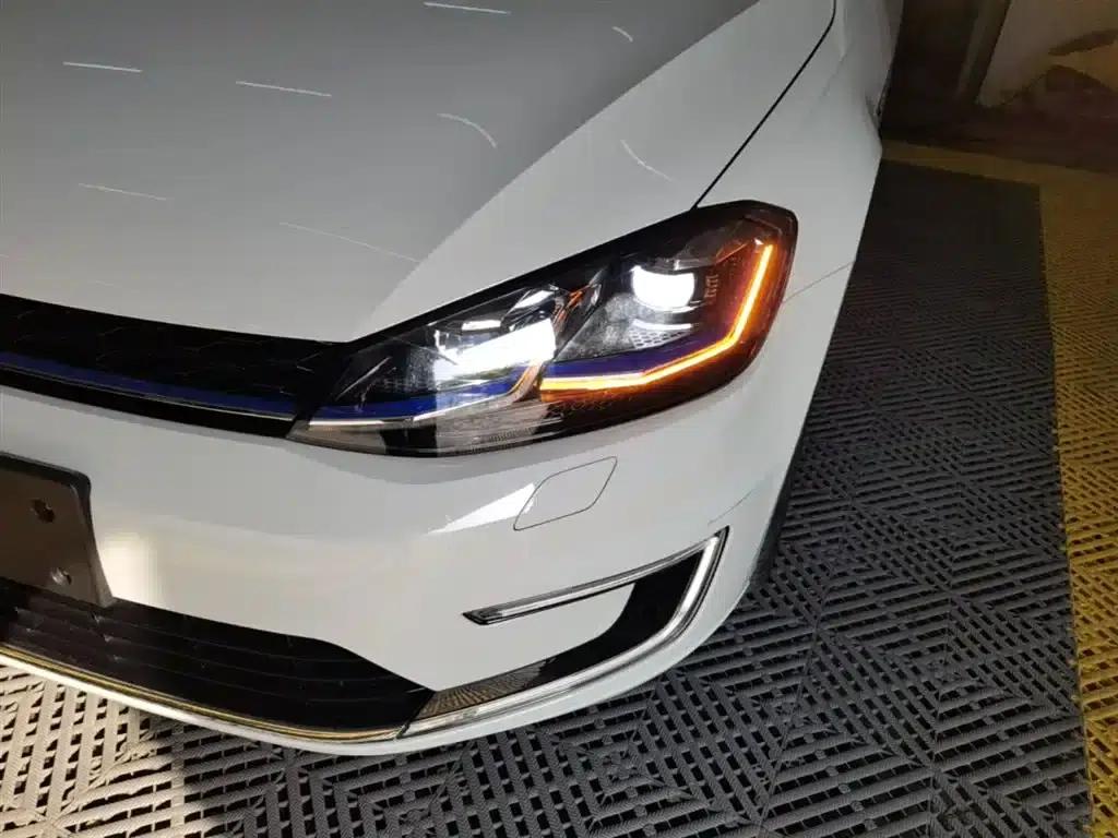 2020 Golf EV — миниатюра 24