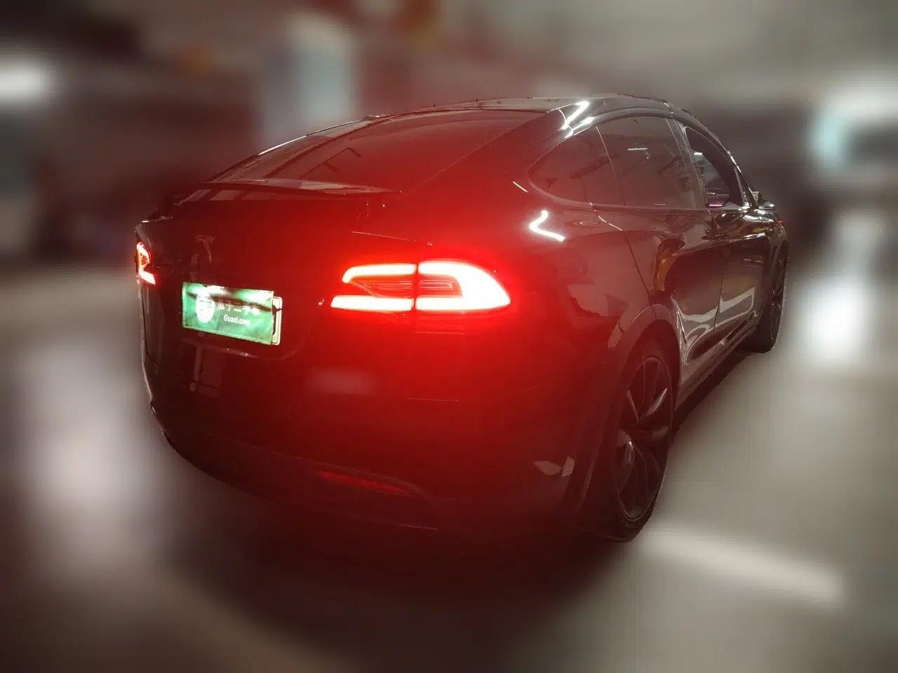 Tesla Model X 2020 Long-Range Upgrade Version — миниатюра 6
