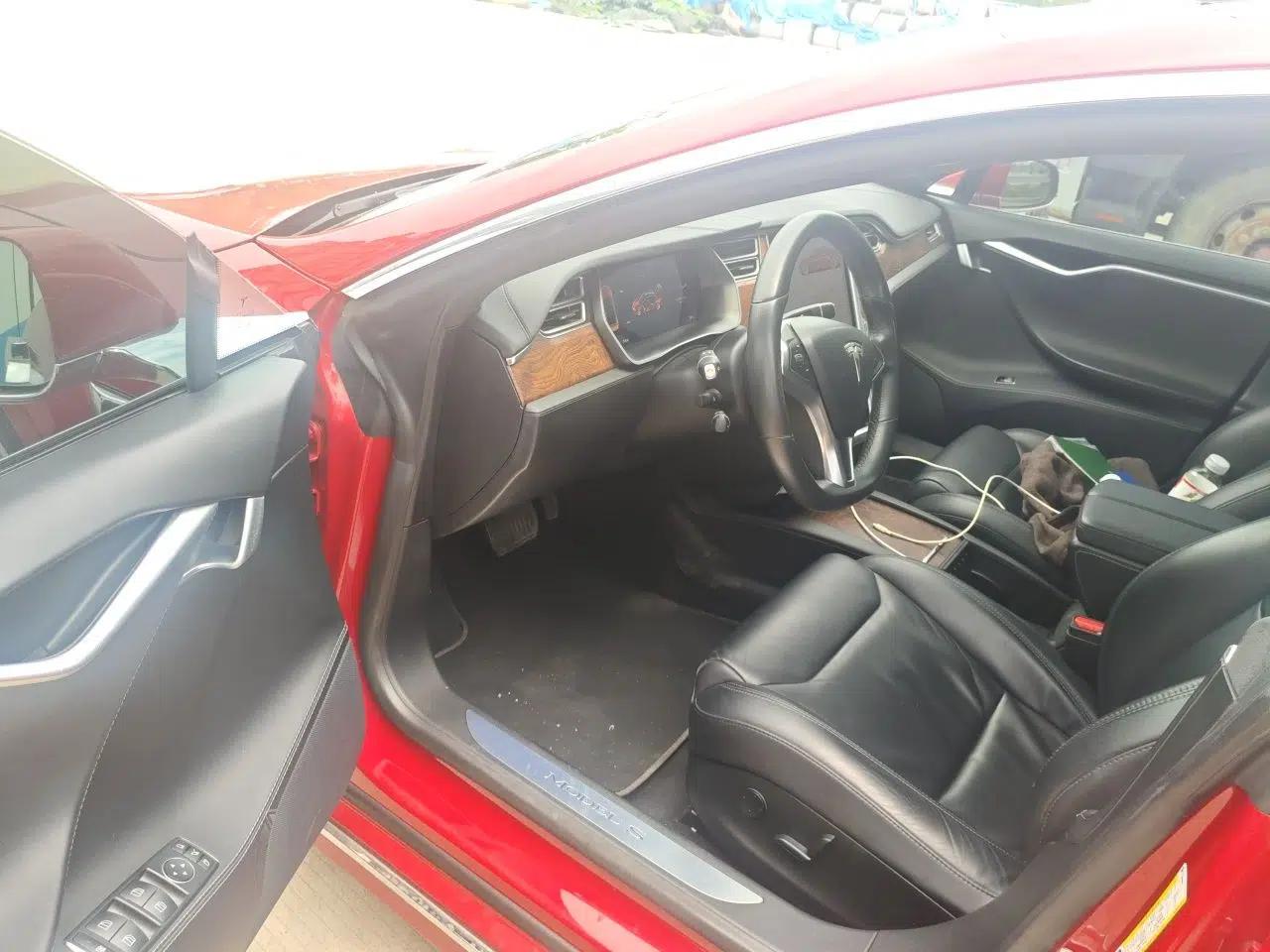 Tesla Model S 2017 S 75 — миниатюра 17