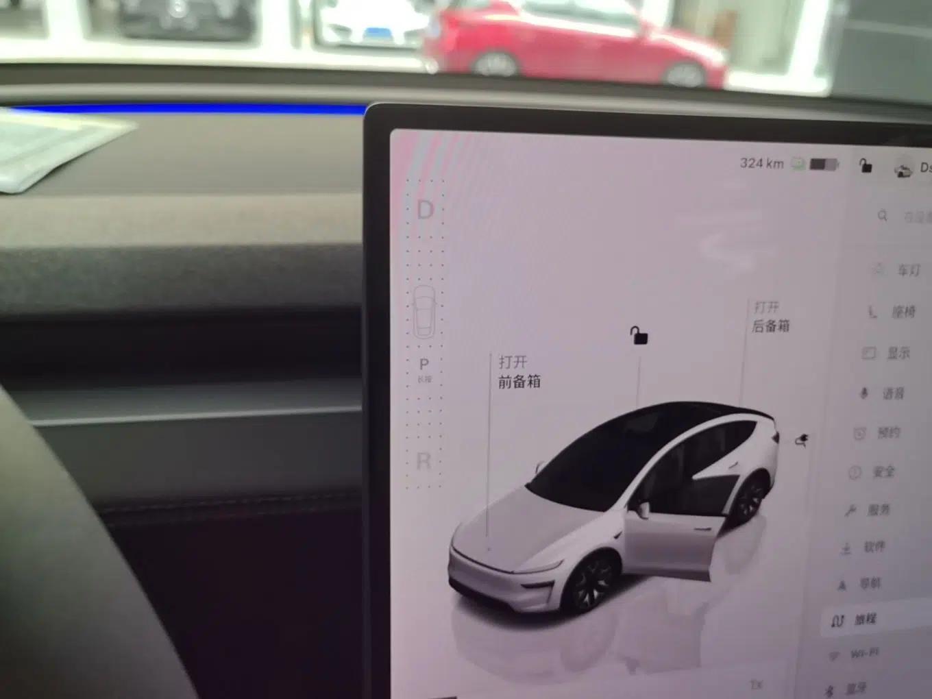 Tesla Model Y L 2025 Model Long-Range All-Wheel-Drive Version — миниатюра 17