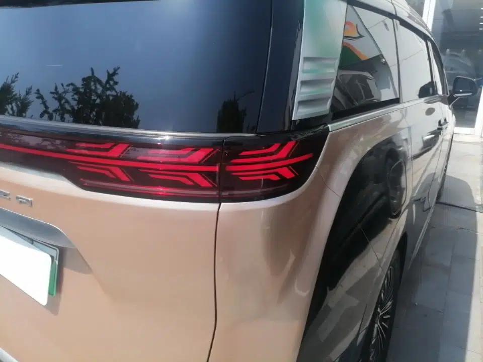 Denza D9 2022 DM-i 970 Four-Wheel Drive Flagship Model — миниатюра 7