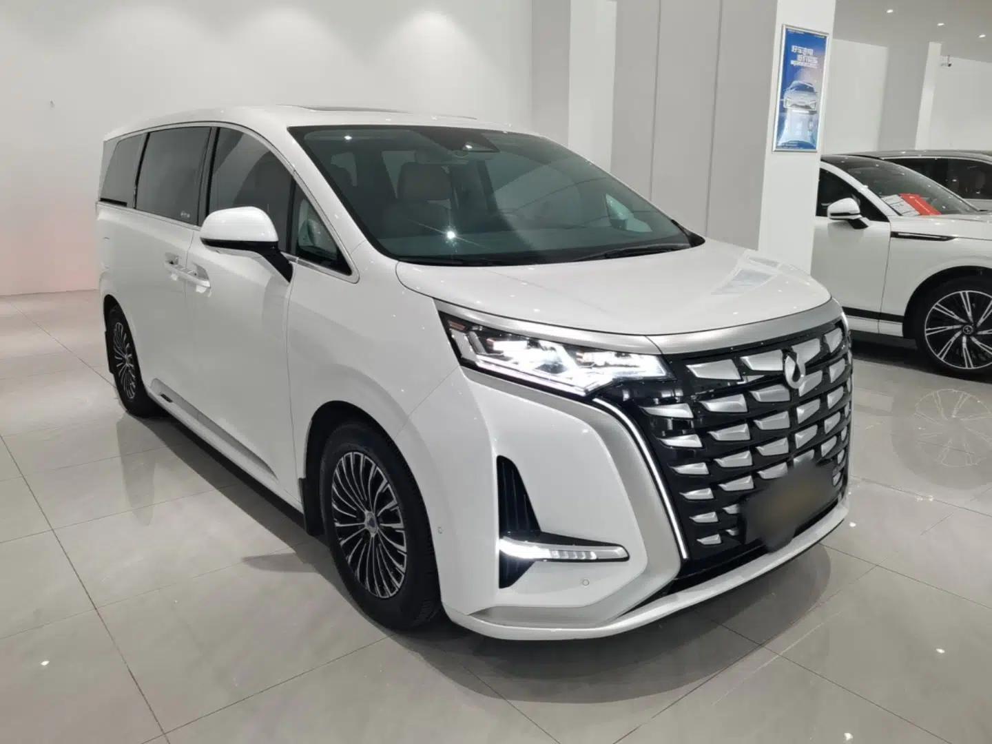Denza D9 2022 DM-i 970 Four-Wheel Drive Flagship Model — миниатюра 3