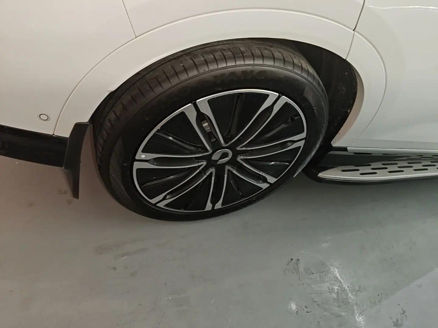 Denza N7 2024 630 All-Wheel Drive Intelligent Driving Max Edition — миниатюра 10