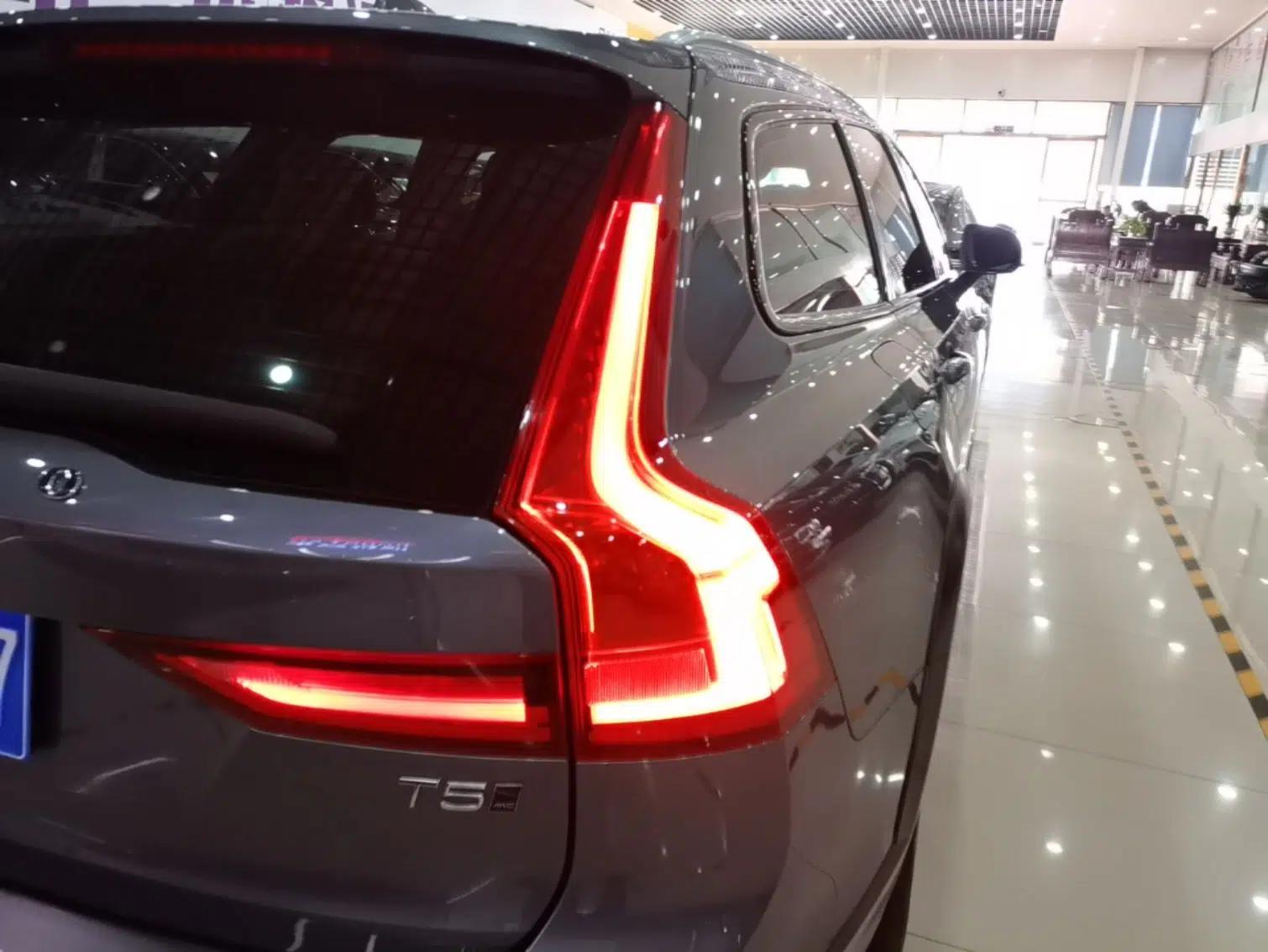 Volvo V90 2020 Cross Country T5 AWD Smart Range Edition — миниатюра 7