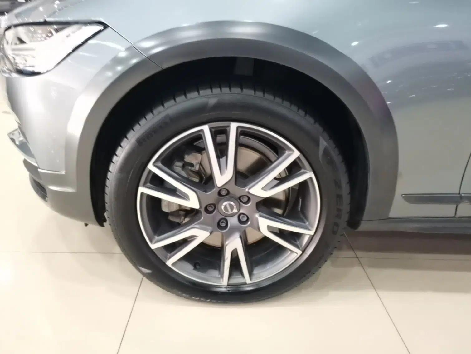 Volvo V90 2020 Cross Country T5 AWD Smart Range Edition — миниатюра 8